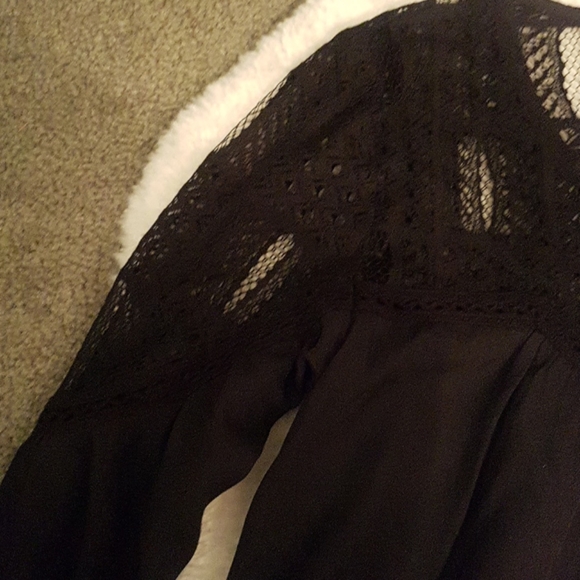 NWT Abercrombie & Fitch top - Picture 13 of 13